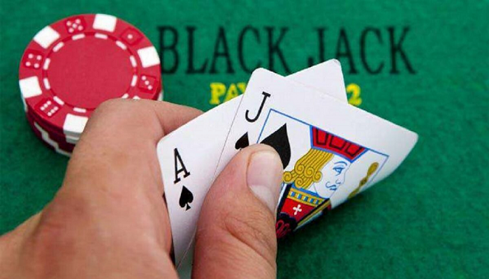 Người chơi sẽ có những hành động khi tham gia đánh bài Blackjack